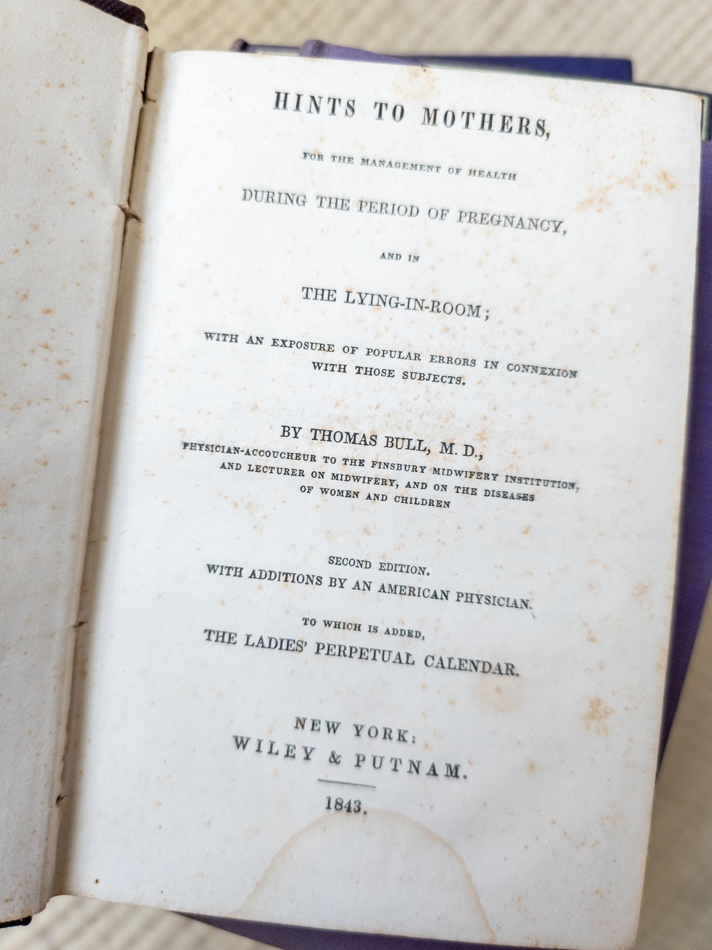 Purple vintage books (Set of 6)