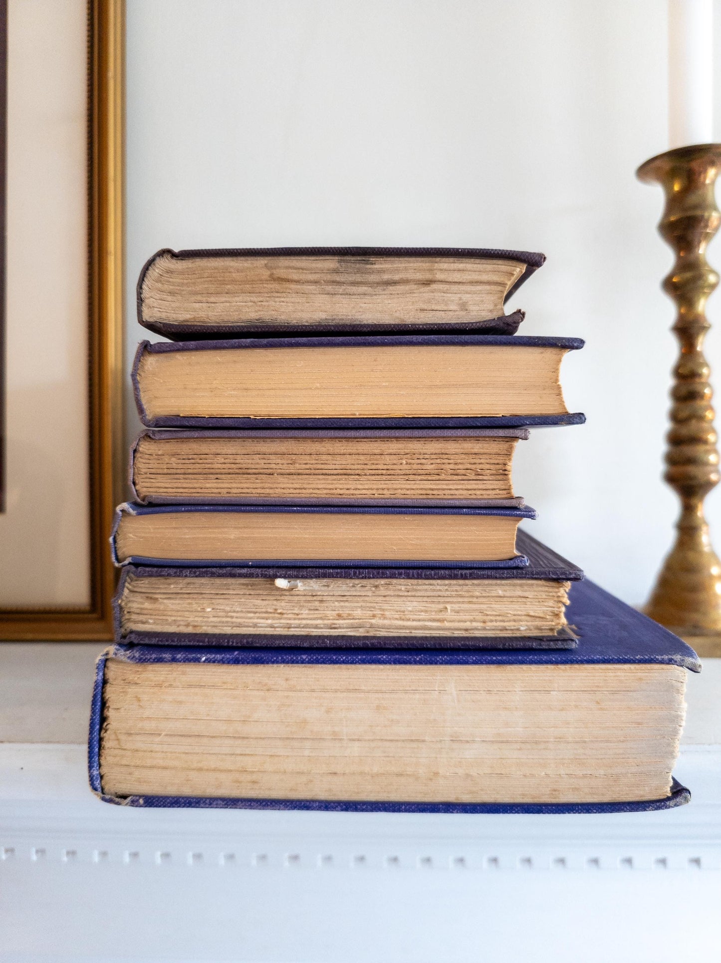Purple vintage books (Set of 6)