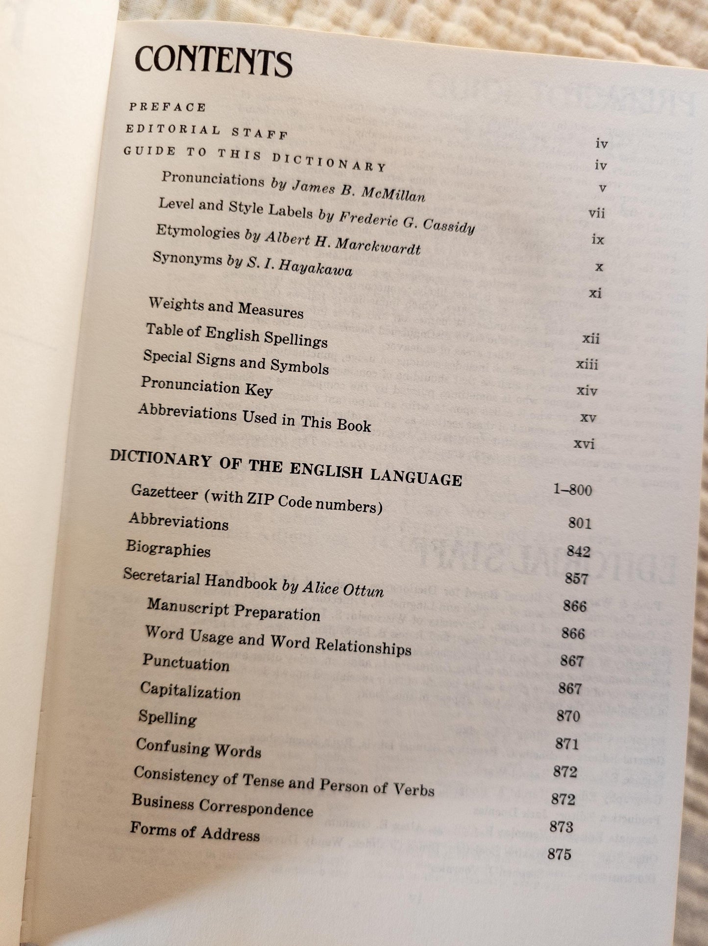 1980 Funk and Wagnalls Standard Desk Dictionary
