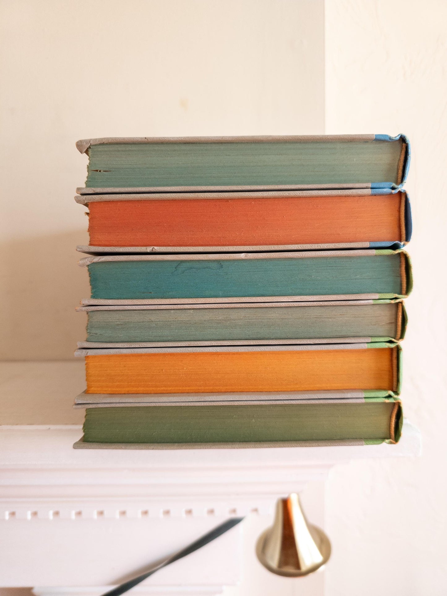 Junior Deluxe Library (Set of 6)