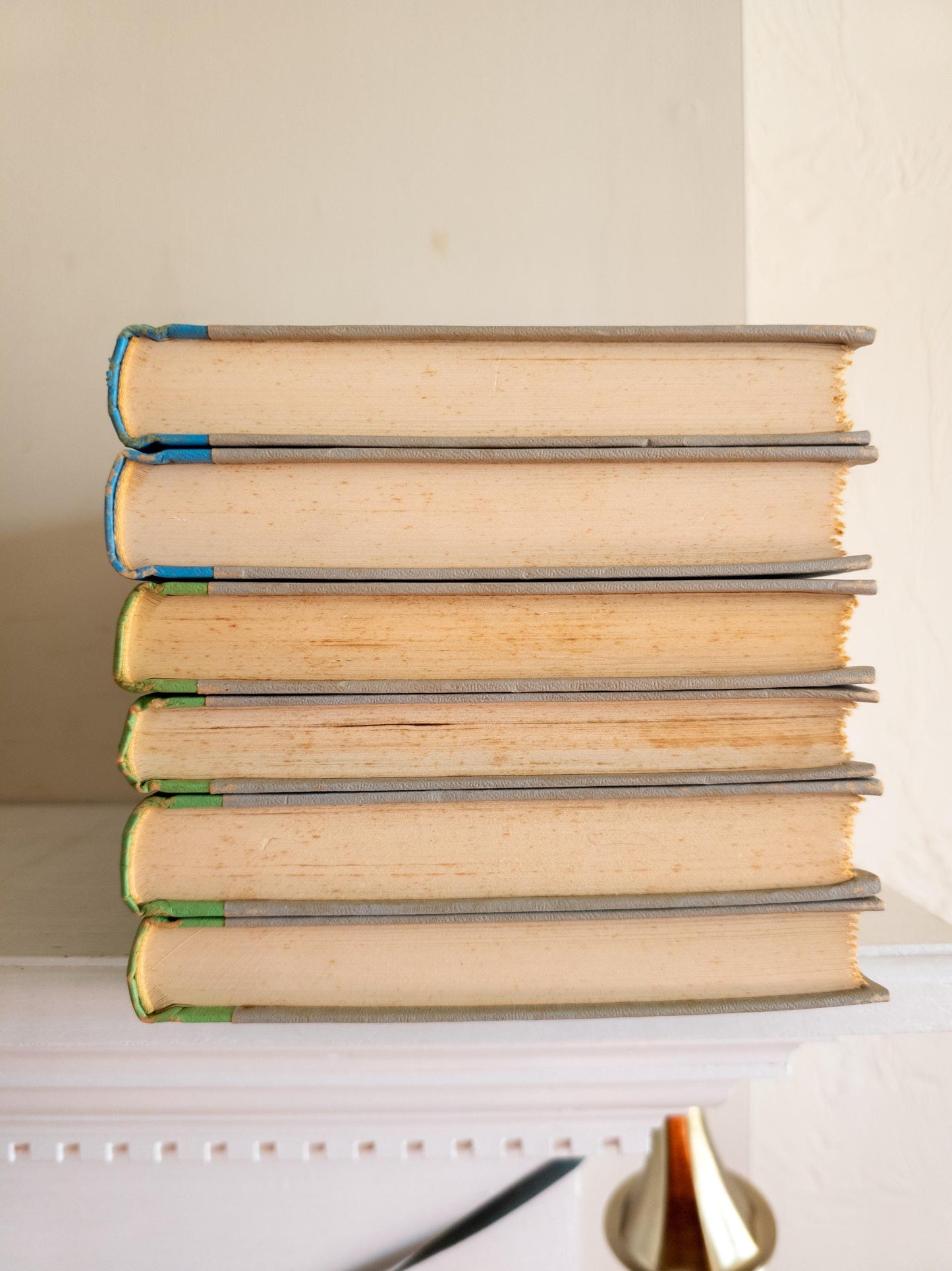 Junior Deluxe Library (Set of 6)