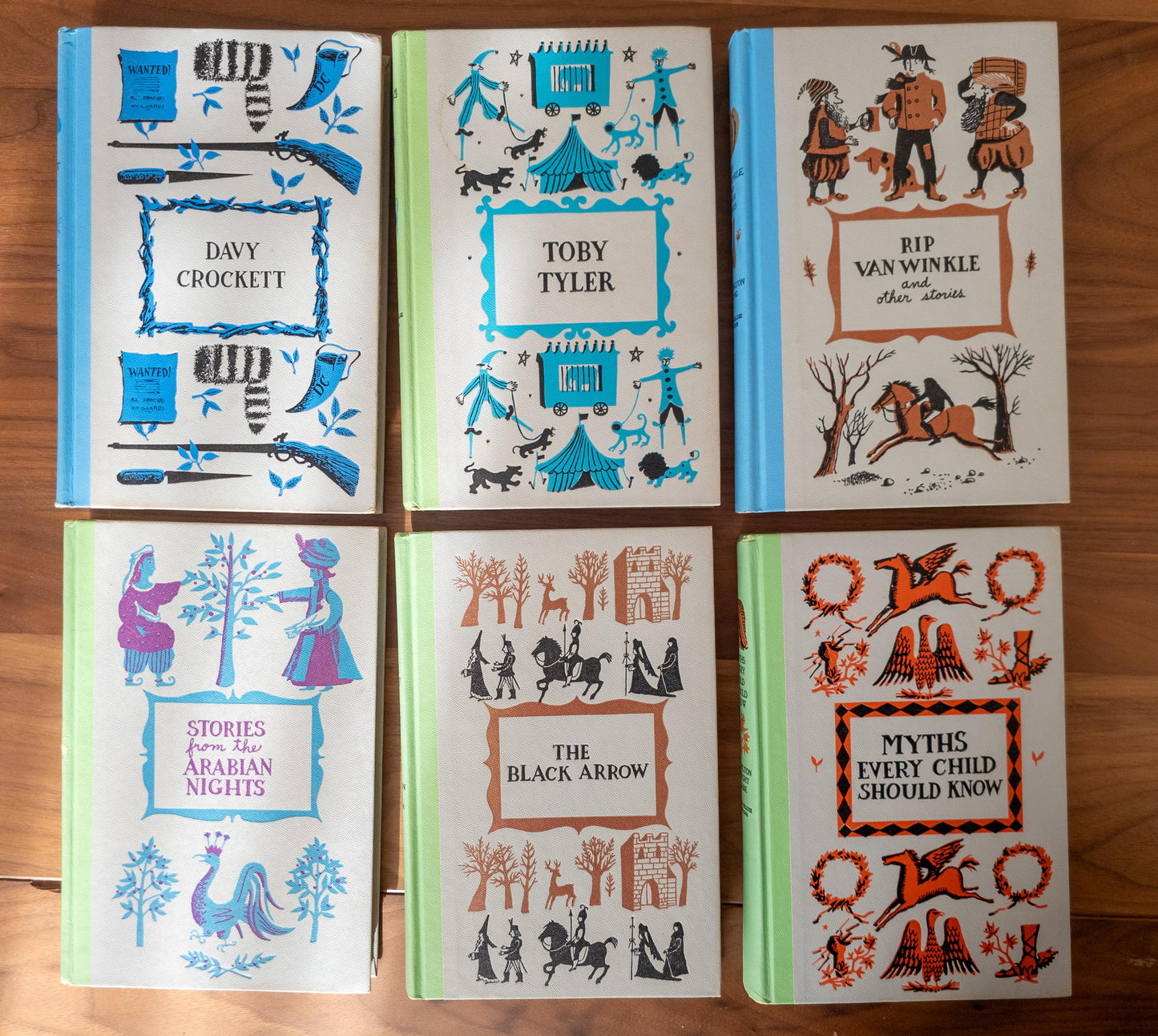 Junior Deluxe Library (Set of 6)