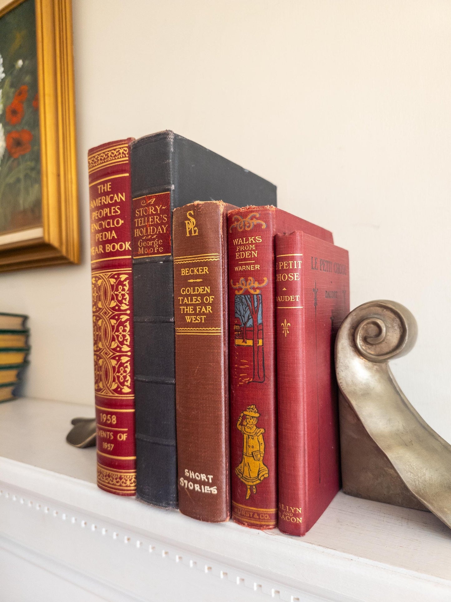 Red vintage books - Set of 5