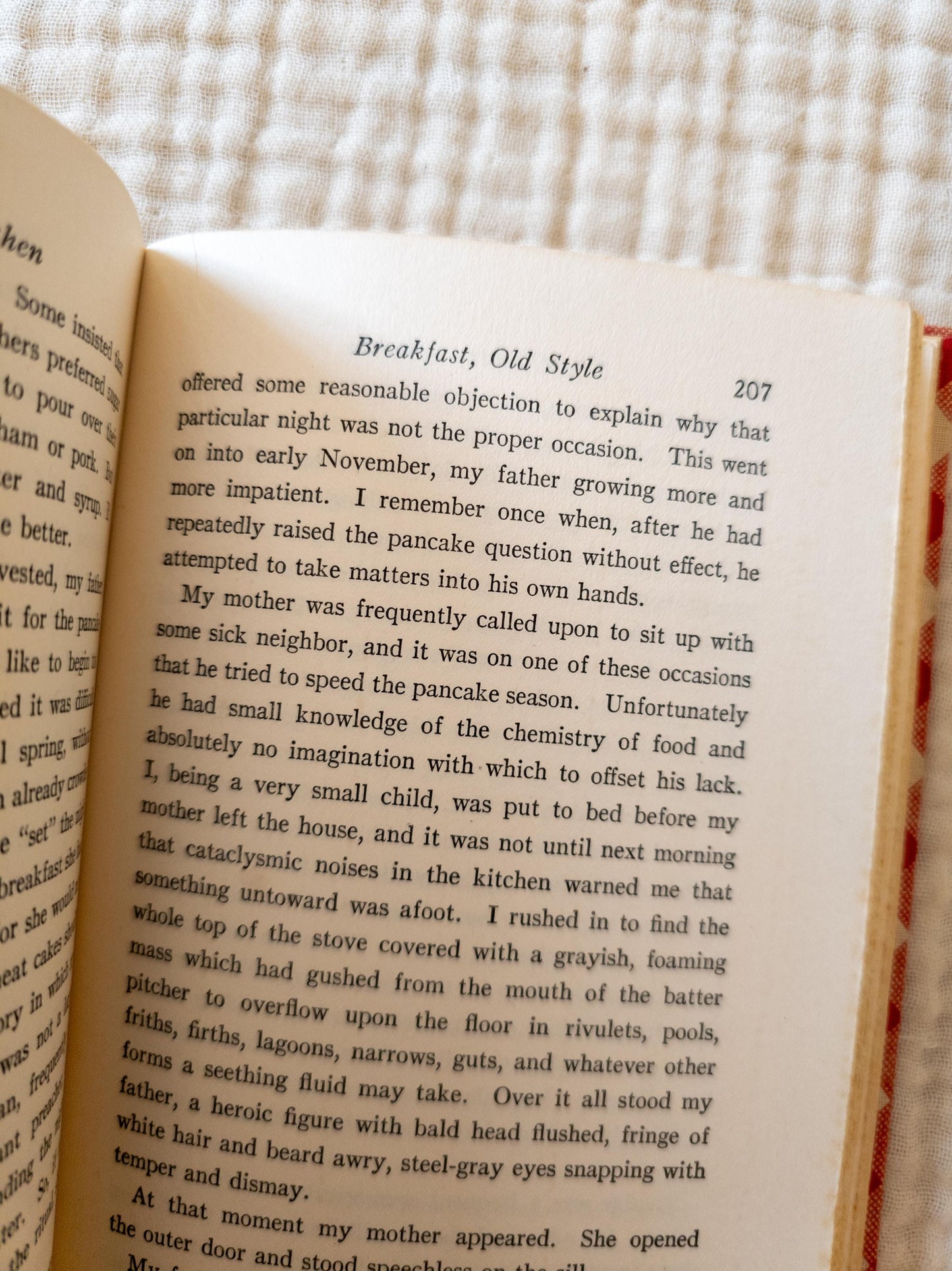 The Country Kitchen by Della T. Lutes - 1937 - signed by author