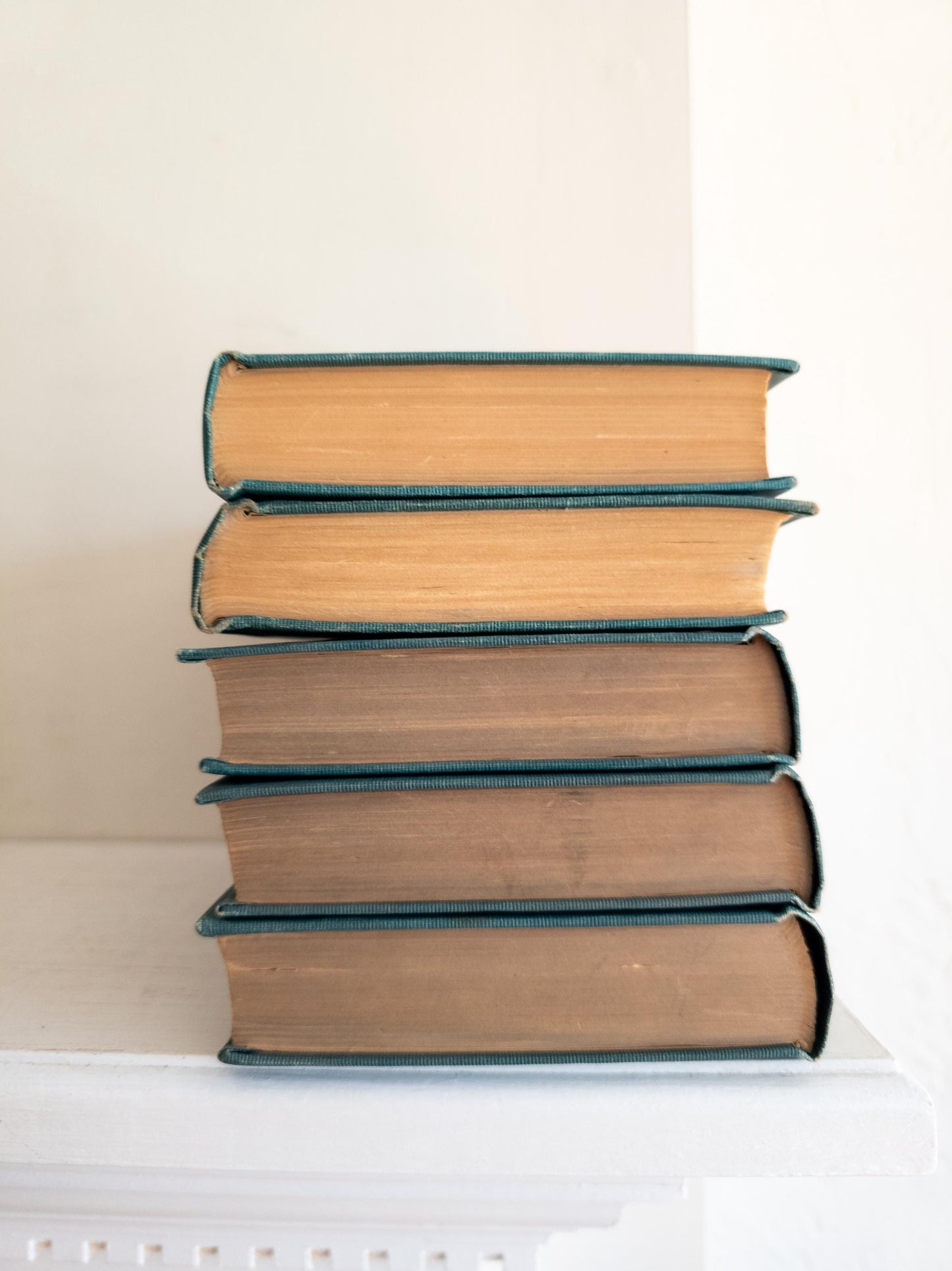 Small Robert Louis Stevenson books