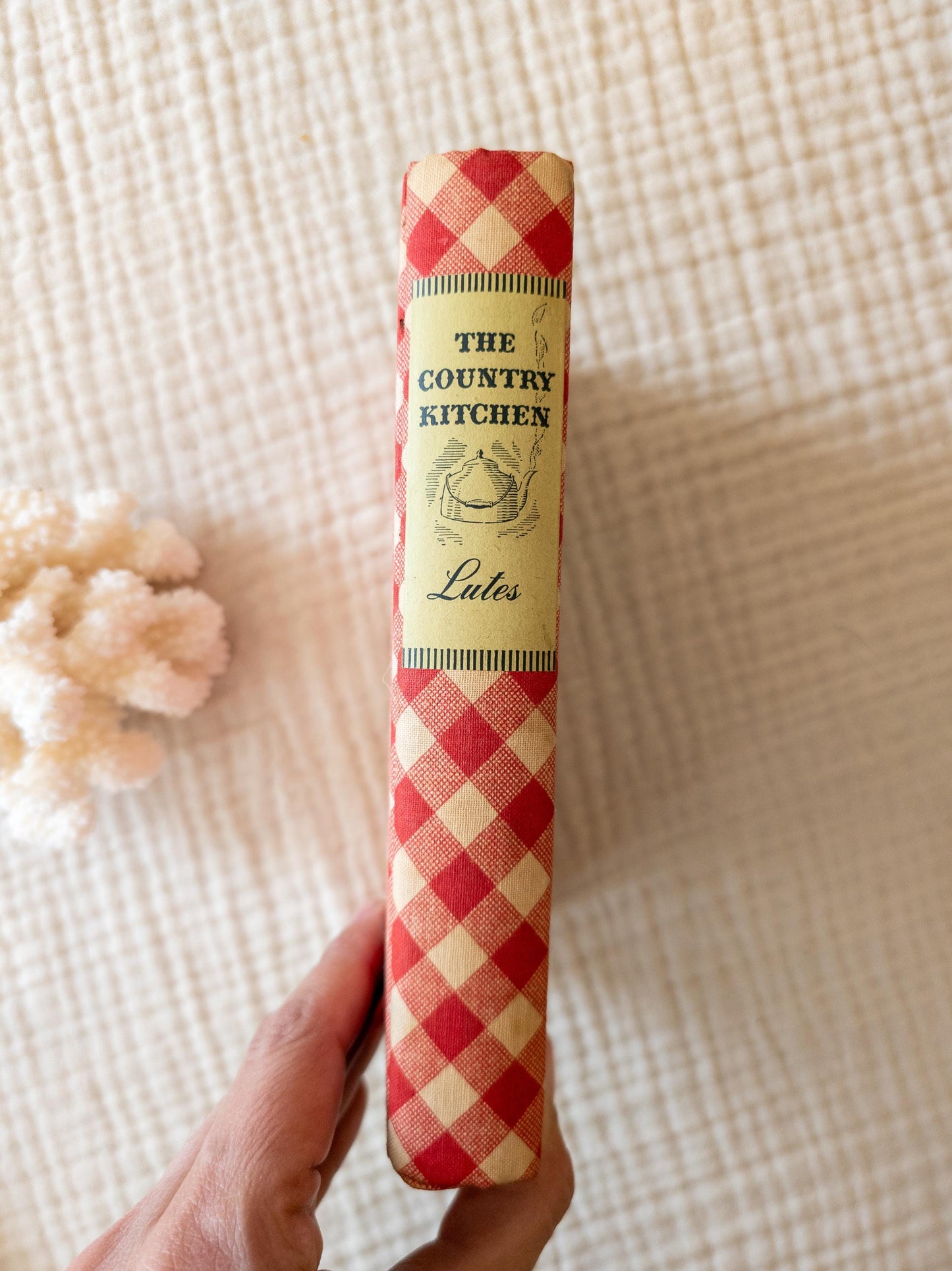The Country Kitchen by Della T. Lutes - 1937 - signed by author