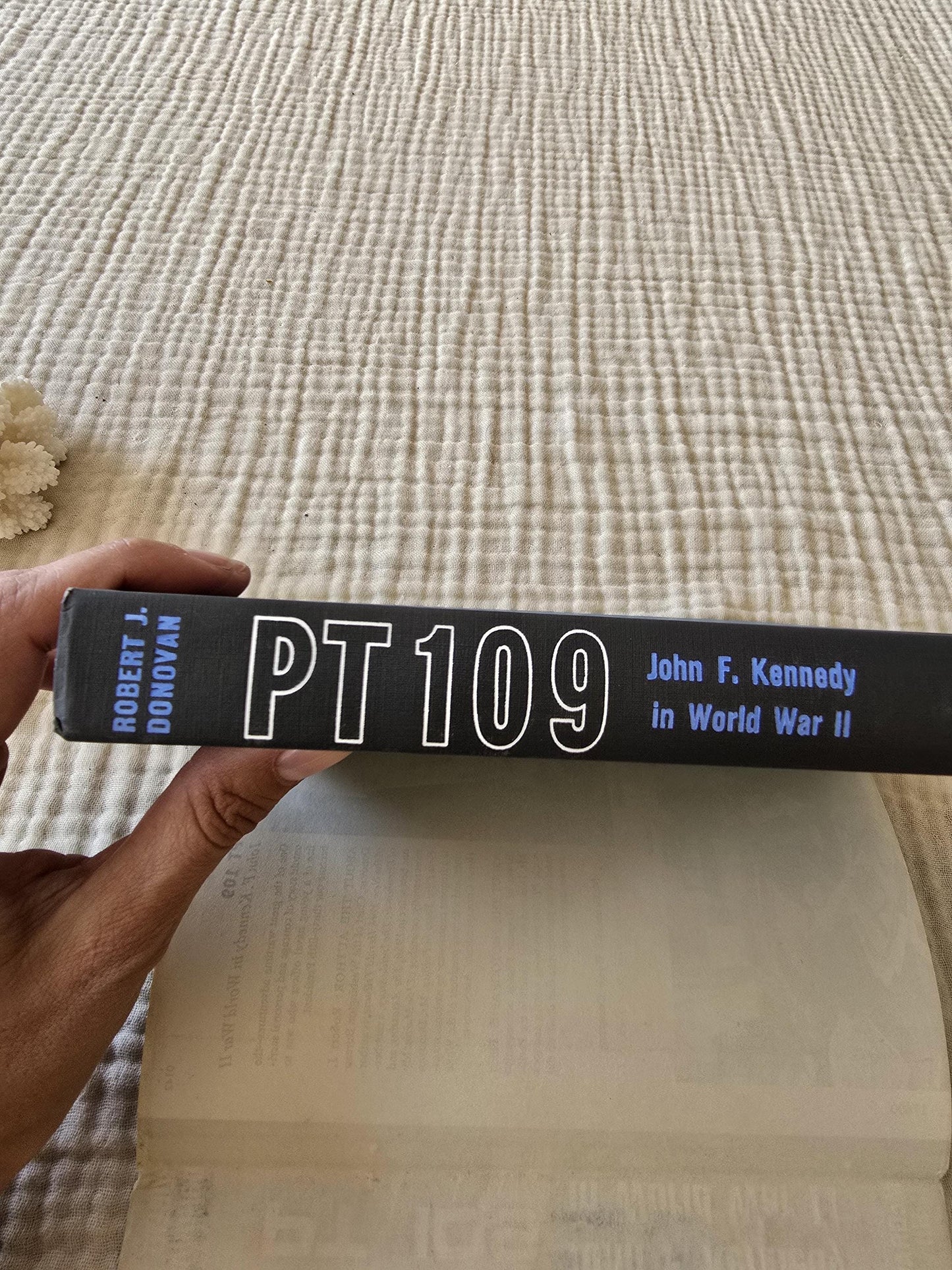 Vintage JFK book - PT109: JFK in World War II